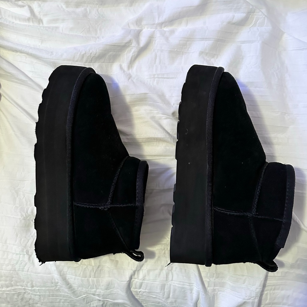 Suede Pull On Platform Boot
